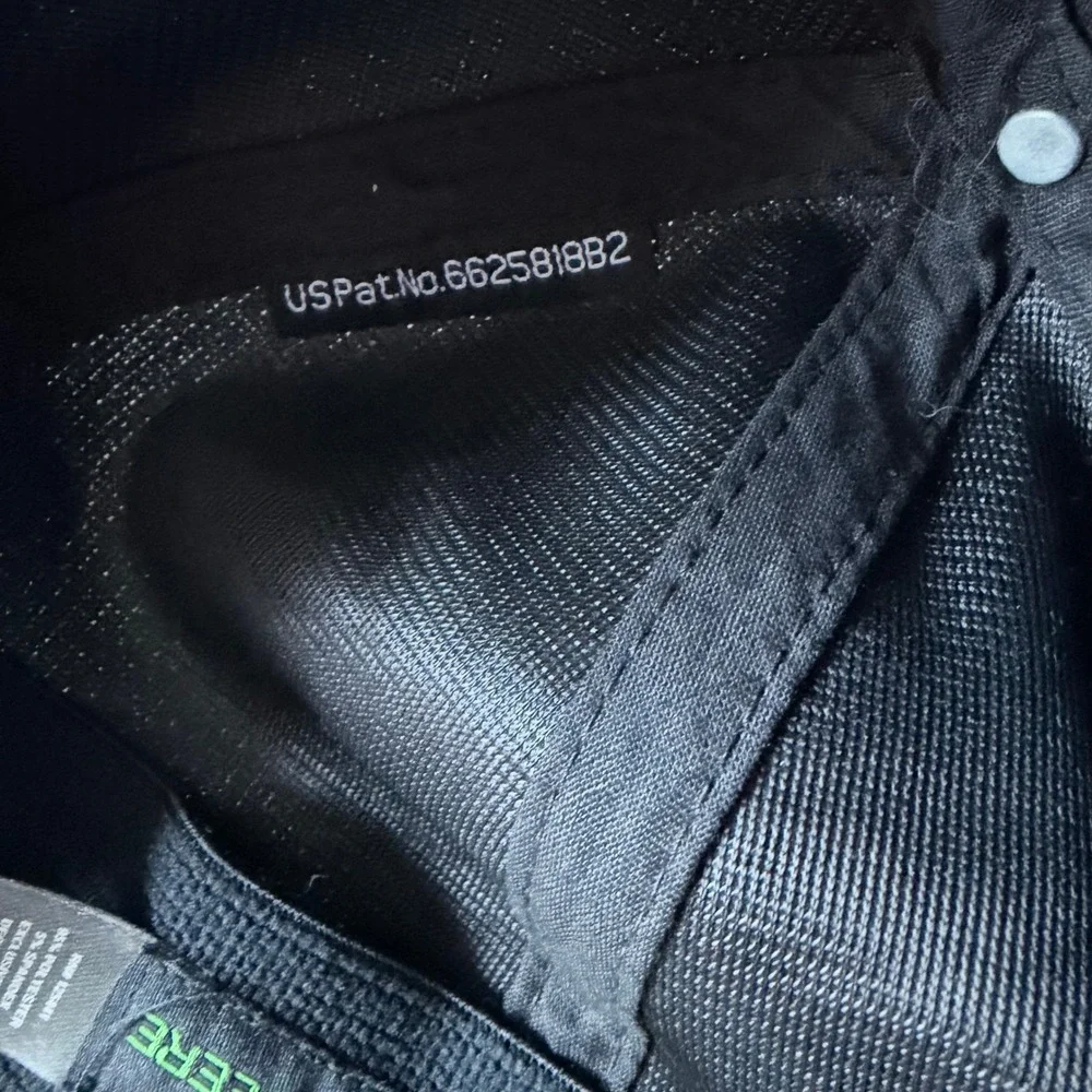 John Deere Mens Black Mesh Performance Baseball‎ Cap Hat Logo Camo Pattern